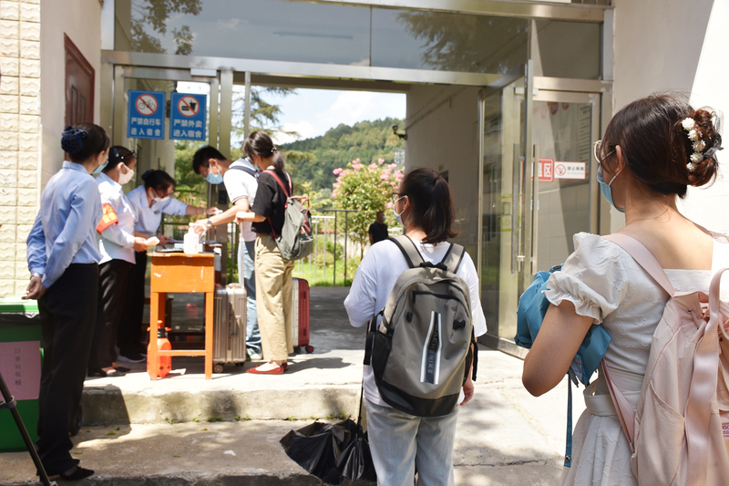 1630657861632026782.jpg DSC_0219.jpg